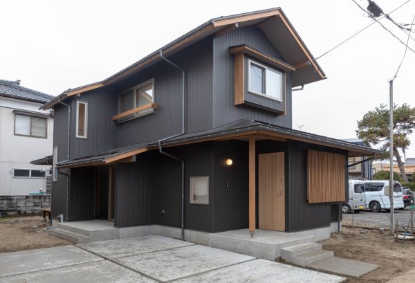 見学会会場「亀田の家」と「茅野山の家」のご紹介です！