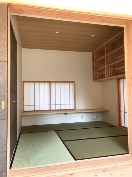 植栽工事入りました