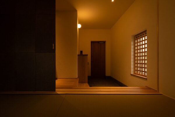 ノモトホームズの玄関の施工事例