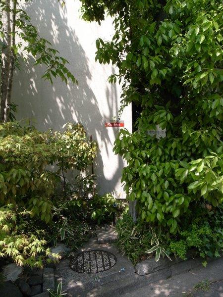 門戸を張らない