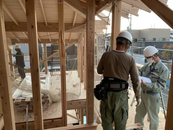 新展示場上棟しました！