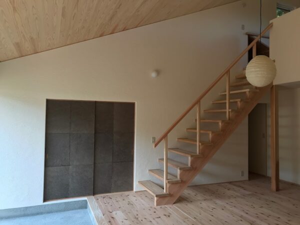 仕上げ工程に入りました