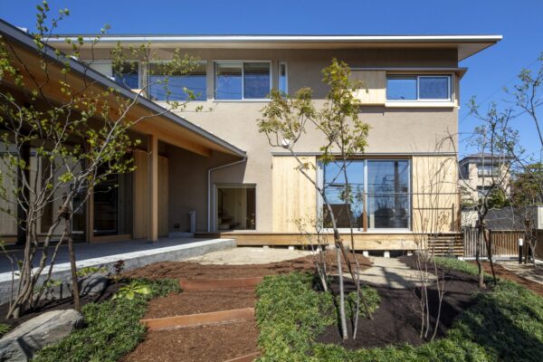 庭と建物を一体に設計する