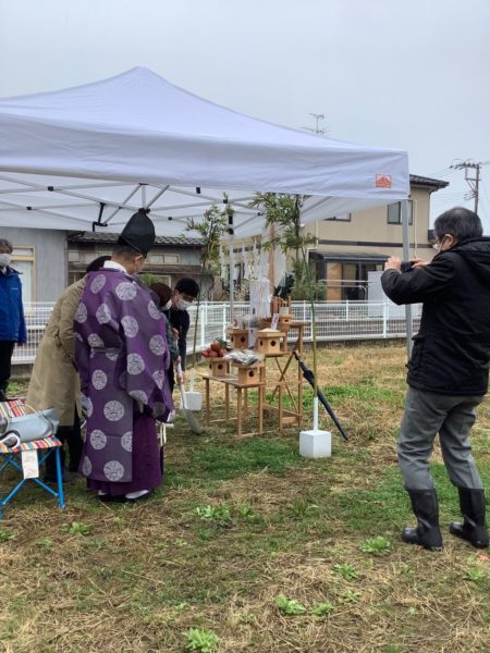 雨ふって・・・。