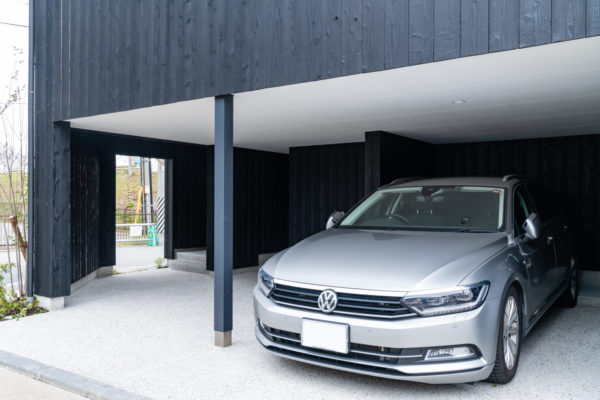 ビルトインガレージが大活躍する時期です！