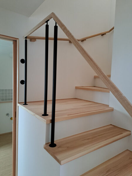 階段手摺とY-チェア