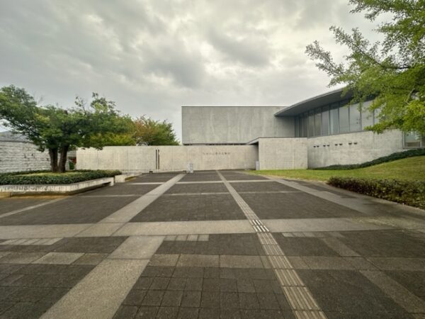 豊栄市立図書館