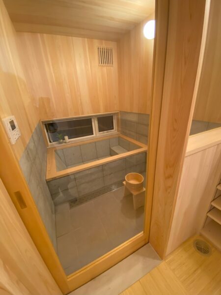 明日から新潟市中央区「文京町の家」の完成見学会が始まります