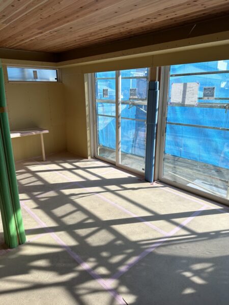 江南区「曽野木の家」仕上げに工事入ります