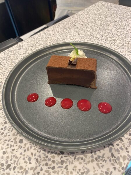 コーヒーとスイーツ。相性のいい組み合わせ