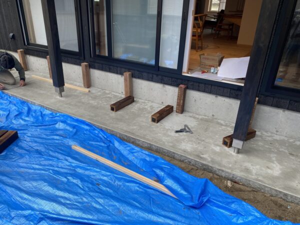 ウッドデッキの施工