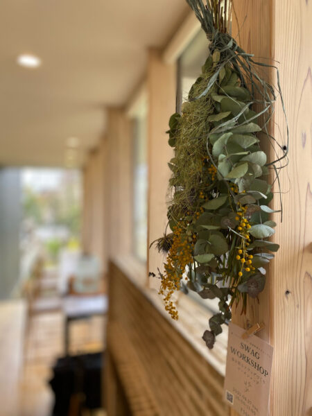 植物のある暮らしを始めよう。おしゃれなスワッグづくりWS