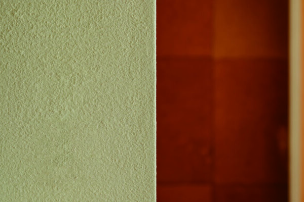 なぜノモトホームズは「漆喰」「無垢材」「新潟県産材」にこだわるのか？