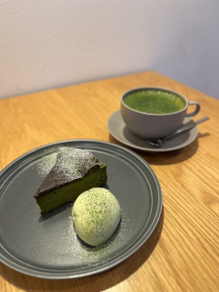 抹茶の季節が終わり、ショコラの季節へ