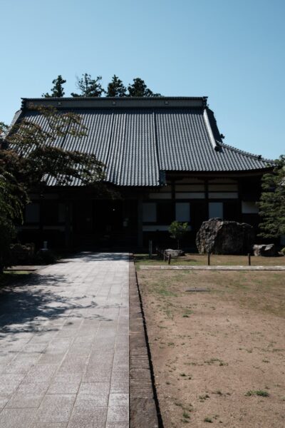 自然素材の心地よさを家づくりに取り入れる