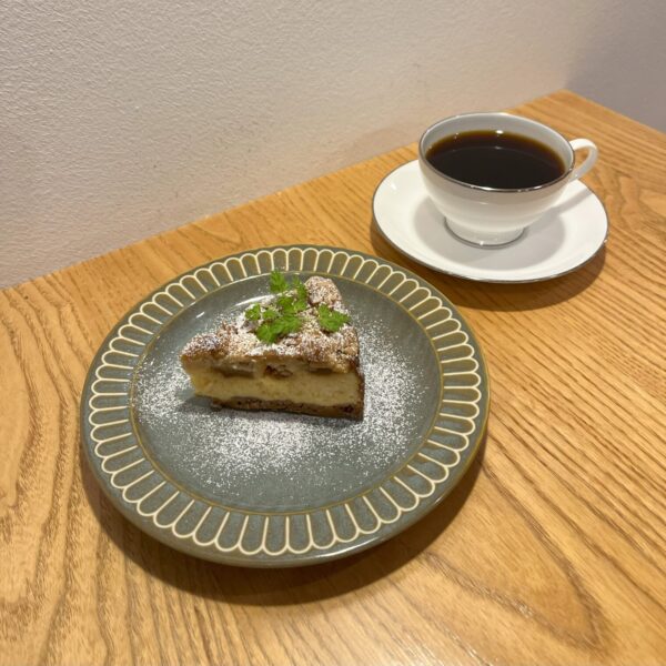 秋の味覚、今年も登場です🍎