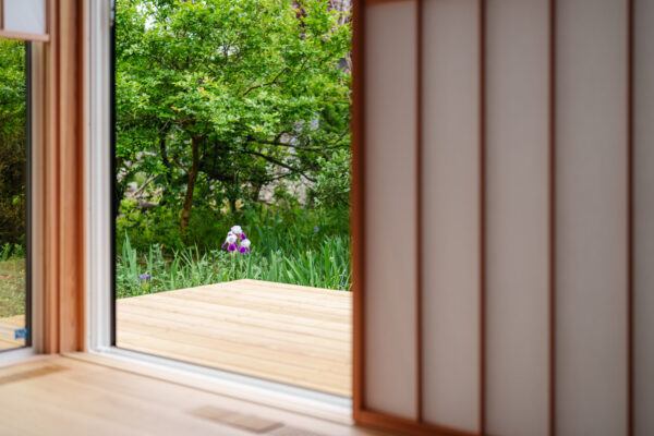 茗荷谷の家_ウッドデッキ