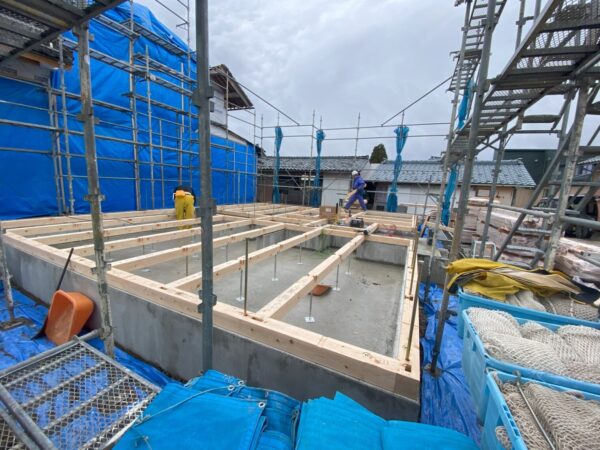 「水原の家」上棟