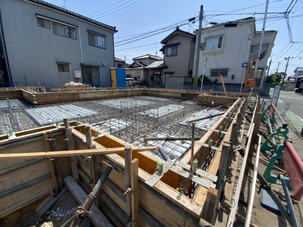 「牡丹山の家Ⅱ」基礎工事_アンカーチェック・外周型枠