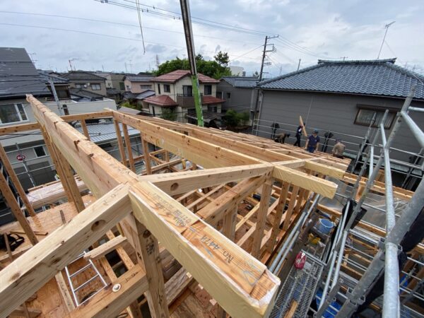 「牡丹山の家Ⅱ」上棟