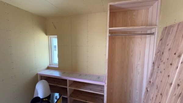 「豊栄の家」外壁工事・木工事完了