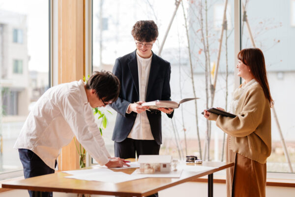 モデルハウスツアー