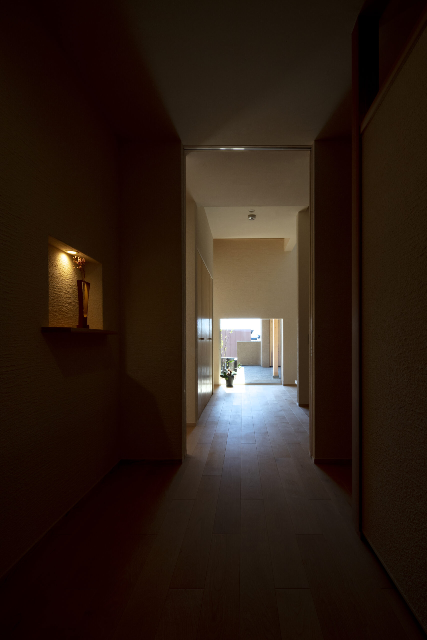 明暗のタピストリー