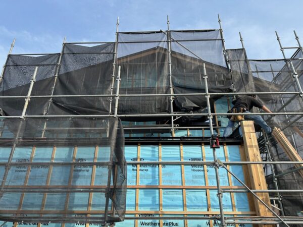 「牡丹山の家」外壁板張り準備