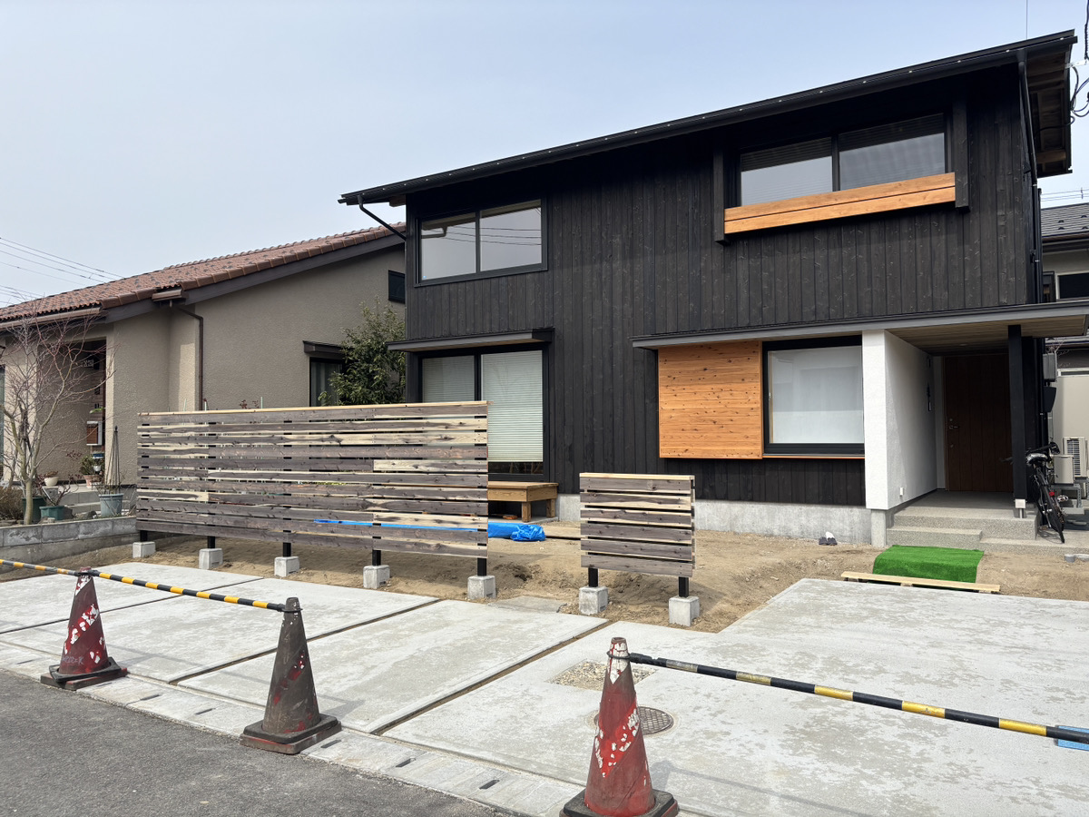 【坂井東のコートハウス】外構工事