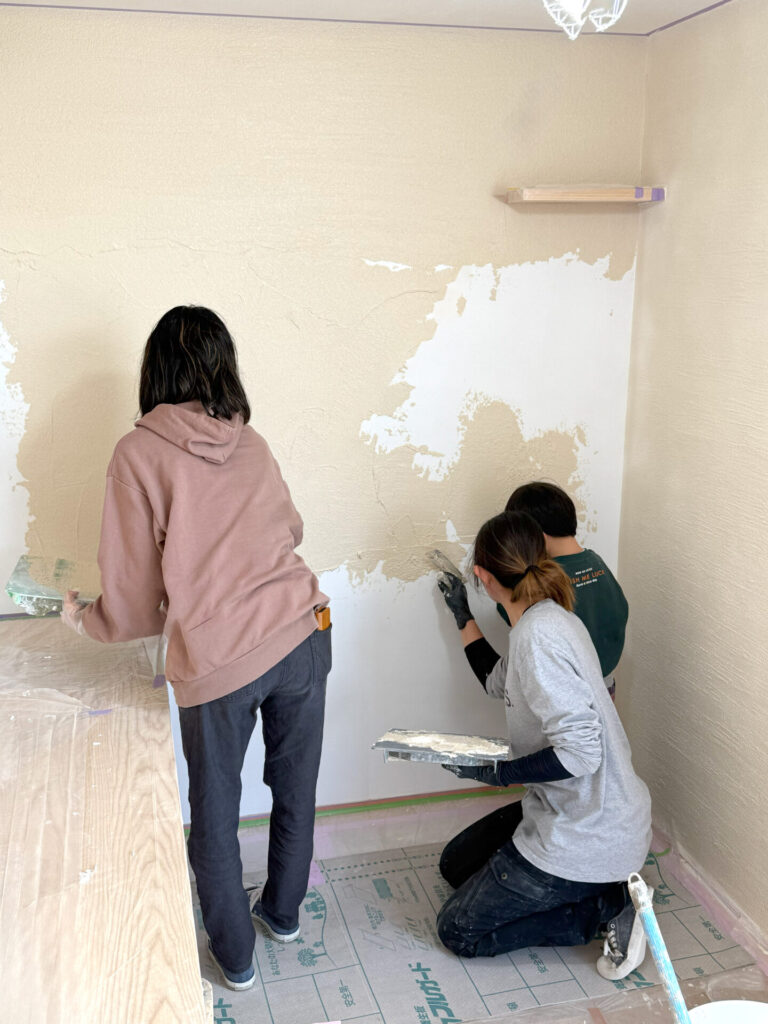 住まいをつくる人々対談_女性左官職人編